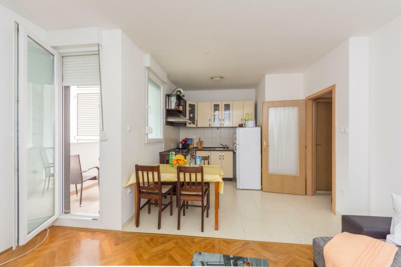 Breki Apartman Podstrana Buitenkant foto