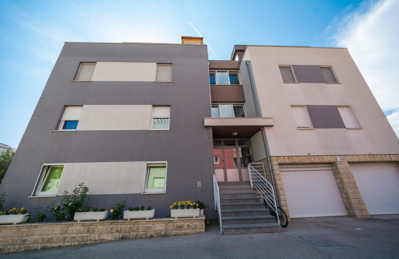 Breki Apartman Podstrana Buitenkant foto